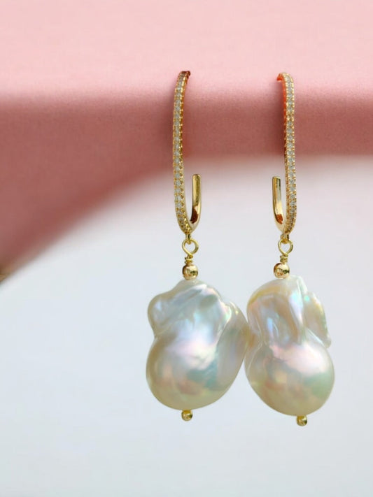 Perfect baroque earrings