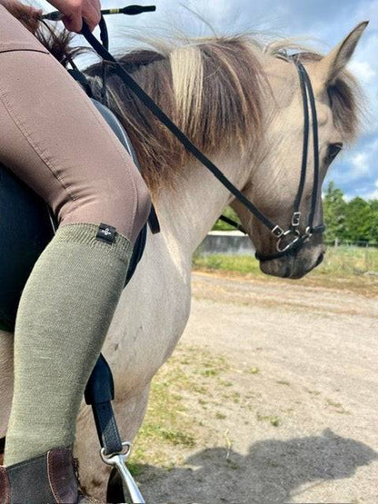 Ridstrumpa Allround Skogsgrön 75% Merinoull