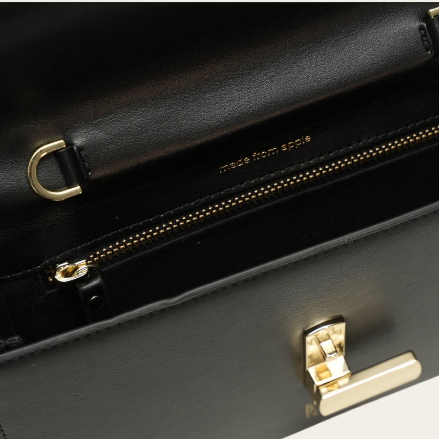 Berlin Clutch & Shoulder Bag-2