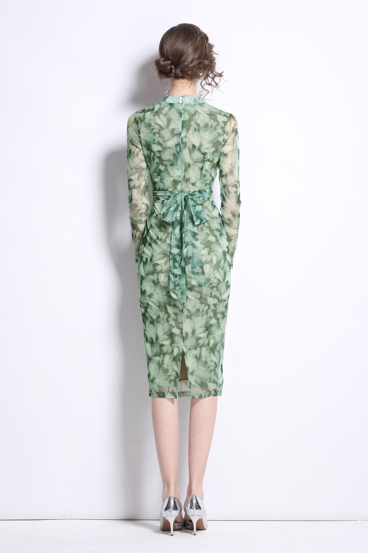Form Fitting V Neck Mesh Floral Green Tea Dress-3